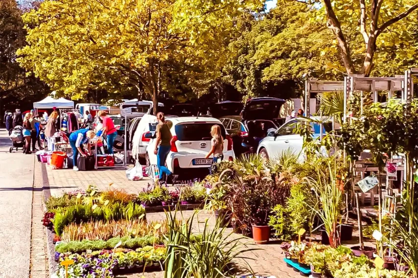 Trödelmarkt Universität Dortmund-Dorstfeld Samstag