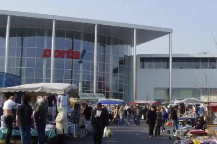 Trödelmarkt bei Porta in Aachen