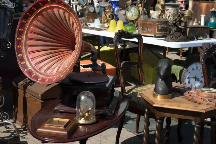 Trödelmarkt bei Hornbach in Wuppertal