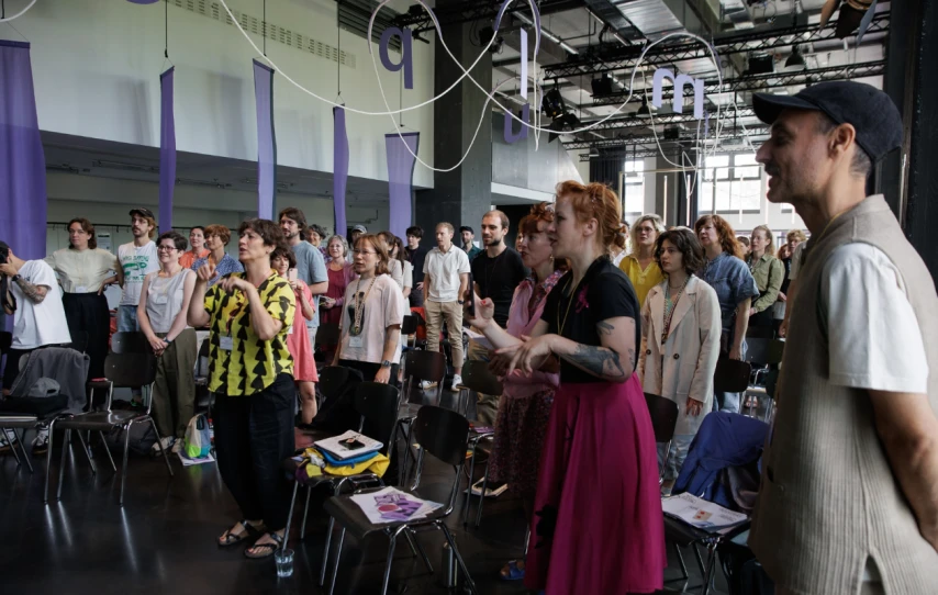 will there also be singing? Versicherheitlichung, Austerität und Kultur