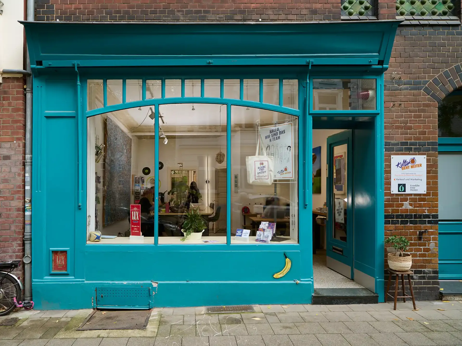 Außenaufnahme der kulturgehtweiter GmbH in der Franklinstraße 46 in Düsseldorf