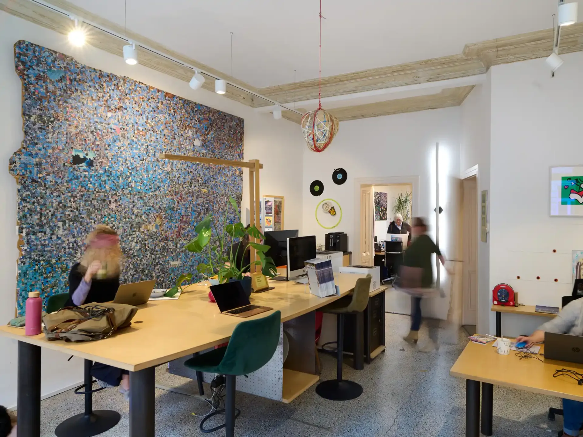 Innenaufnahme des Büros der kulturgehtweiter GmbH in Düsseldorf