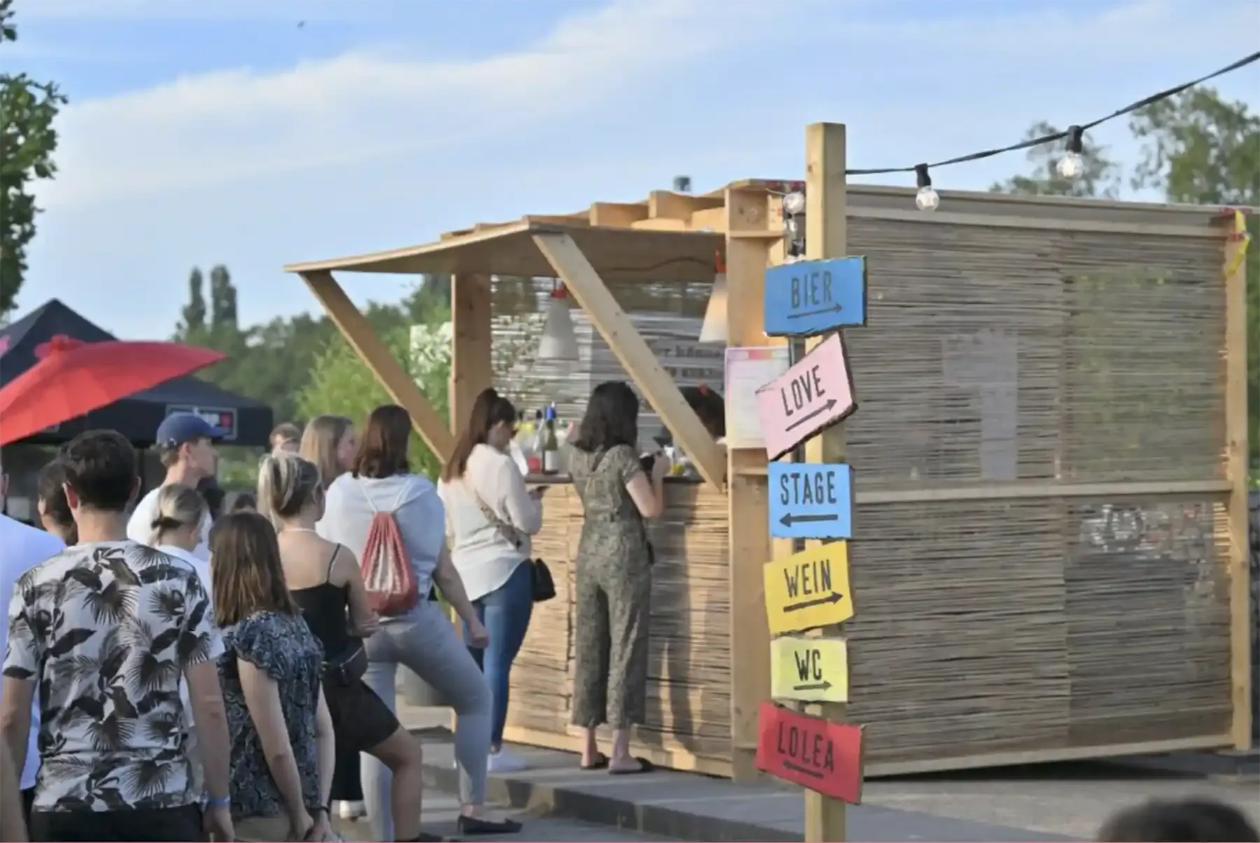 Sommerliche Stimmung beim Liebe das Leben Pempelfort Music Weekend