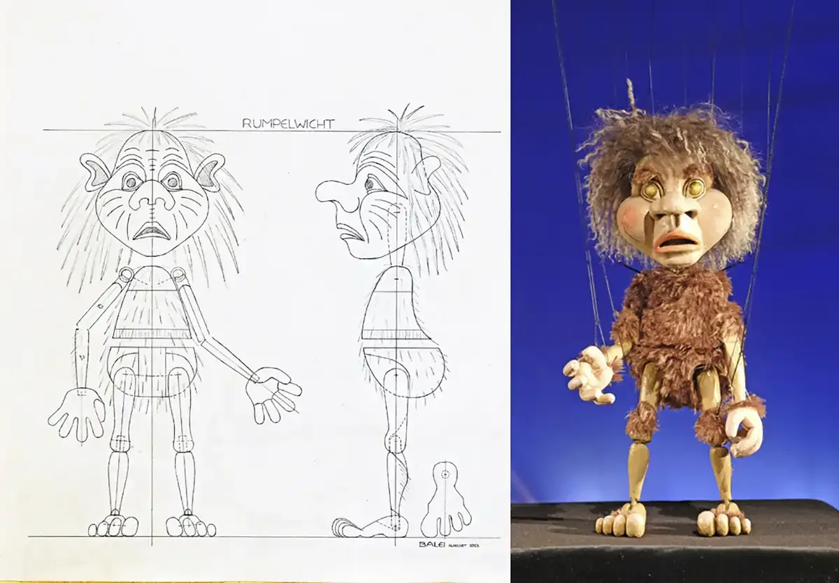 Entwurfszeichnung und fertige Marionette des Rumpelwichts