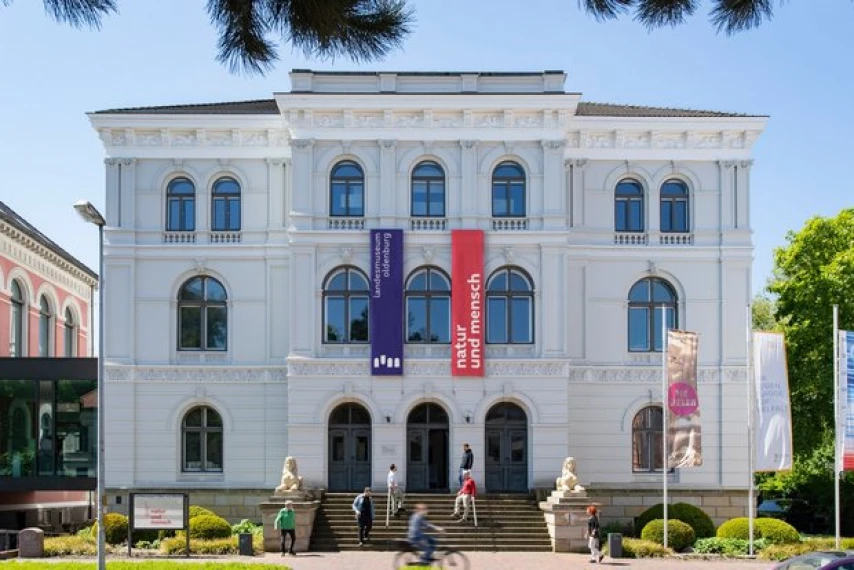 Landesmuseum Nautur und Mensch